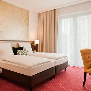 Gold Palais 3* Berlim